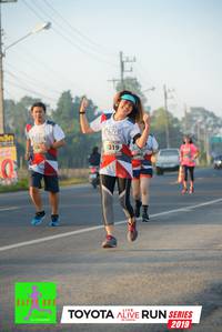 BIB: 319, 2019
                            <button type="button" onclick="openModal(6568305)" class="btn btn-primary btn-sm float-right btn-popup" data-toggle="modal" data-target=".modal-high-quality">
                        <i class="fas fa-shopping-cart"></i> Add to Cart
                    </button>
                                            <button type="button" onclick="isThisMe(6568305, true)" class="btn btn-success btn-sm float-right btn-popup btn-isme hidden" data-toggle="tooltip" data-placement="bottom" title="นี่คือรูปของคุณใช่ไหม คลิกที่นี่เพื่อเอาเข้าอัลบั้ม">
                        <i class="fas fa-plus"></i> Add to album
                    </button>
                    <button type="button" onclick="isThisMe(6568305, false)" class="btn btn-warning btn-sm float-right btn-popup btn-isnotme hidden">
                        <i class="fas fa-ban"></i> Remove from album
                    </button>