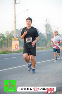 BIB: 6229, 6840, 2019
                            <button type="button" onclick="openModal(6543489)" class="btn btn-primary btn-sm float-right btn-popup" data-toggle="modal" data-target=".modal-high-quality">
                        <i class="fas fa-shopping-cart"></i> Add to Cart
                    </button>
                                            <button type="button" onclick="isThisMe(6543489, true)" class="btn btn-success btn-sm float-right btn-popup btn-isme hidden" data-toggle="tooltip" data-placement="bottom" title="นี่คือรูปของคุณใช่ไหม คลิกที่นี่เพื่อเอาเข้าอัลบั้ม">
                        <i class="fas fa-plus"></i> Add to album
                    </button>
                    <button type="button" onclick="isThisMe(6543489, false)" class="btn btn-warning btn-sm float-right btn-popup btn-isnotme hidden">
                        <i class="fas fa-ban"></i> Remove from album
                    </button>