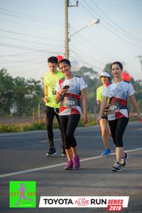 BIB: 3825, 824, 2019
                            <button type="button" onclick="openModal(6567907)" class="btn btn-primary btn-sm float-right btn-popup" data-toggle="modal" data-target=".modal-high-quality">
                        <i class="fas fa-shopping-cart"></i> Add to Cart
                    </button>
                                            <button type="button" onclick="isThisMe(6567907, true)" class="btn btn-success btn-sm float-right btn-popup btn-isme hidden" data-toggle="tooltip" data-placement="bottom" title="นี่คือรูปของคุณใช่ไหม คลิกที่นี่เพื่อเอาเข้าอัลบั้ม">
                        <i class="fas fa-plus"></i> Add to album
                    </button>
                    <button type="button" onclick="isThisMe(6567907, false)" class="btn btn-warning btn-sm float-right btn-popup btn-isnotme hidden">
                        <i class="fas fa-ban"></i> Remove from album
                    </button>