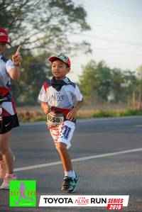 BIB: 6558, 2019
                            <button type="button" onclick="openModal(6568323)" class="btn btn-primary btn-sm float-right btn-popup" data-toggle="modal" data-target=".modal-high-quality">
                        <i class="fas fa-shopping-cart"></i> Add to Cart
                    </button>
                                            <button type="button" onclick="isThisMe(6568323, true)" class="btn btn-success btn-sm float-right btn-popup btn-isme hidden" data-toggle="tooltip" data-placement="bottom" title="นี่คือรูปของคุณใช่ไหม คลิกที่นี่เพื่อเอาเข้าอัลบั้ม">
                        <i class="fas fa-plus"></i> Add to album
                    </button>
                    <button type="button" onclick="isThisMe(6568323, false)" class="btn btn-warning btn-sm float-right btn-popup btn-isnotme hidden">
                        <i class="fas fa-ban"></i> Remove from album
                    </button>