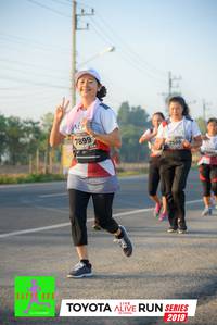 BIB: 7899, 7509, 2019
                            <button type="button" onclick="openModal(6566742)" class="btn btn-primary btn-sm float-right btn-popup" data-toggle="modal" data-target=".modal-high-quality">
                        <i class="fas fa-shopping-cart"></i> Add to Cart
                    </button>
                                            <button type="button" onclick="isThisMe(6566742, true)" class="btn btn-success btn-sm float-right btn-popup btn-isme hidden" data-toggle="tooltip" data-placement="bottom" title="นี่คือรูปของคุณใช่ไหม คลิกที่นี่เพื่อเอาเข้าอัลบั้ม">
                        <i class="fas fa-plus"></i> Add to album
                    </button>
                    <button type="button" onclick="isThisMe(6566742, false)" class="btn btn-warning btn-sm float-right btn-popup btn-isnotme hidden">
                        <i class="fas fa-ban"></i> Remove from album
                    </button>