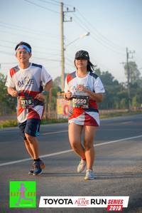 BIB: 3718, 3650, 2019
                            <button type="button" onclick="openModal(6573141)" class="btn btn-primary btn-sm float-right btn-popup" data-toggle="modal" data-target=".modal-high-quality">
                        <i class="fas fa-shopping-cart"></i> Add to Cart
                    </button>
                                            <button type="button" onclick="isThisMe(6573141, true)" class="btn btn-success btn-sm float-right btn-popup btn-isme hidden" data-toggle="tooltip" data-placement="bottom" title="นี่คือรูปของคุณใช่ไหม คลิกที่นี่เพื่อเอาเข้าอัลบั้ม">
                        <i class="fas fa-plus"></i> Add to album
                    </button>
                    <button type="button" onclick="isThisMe(6573141, false)" class="btn btn-warning btn-sm float-right btn-popup btn-isnotme hidden">
                        <i class="fas fa-ban"></i> Remove from album
                    </button>