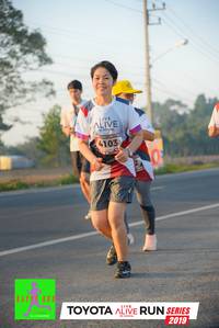 BIB: 4103, 2019
                            <button type="button" onclick="openModal(6566406)" class="btn btn-primary btn-sm float-right btn-popup" data-toggle="modal" data-target=".modal-high-quality">
                        <i class="fas fa-shopping-cart"></i> Add to Cart
                    </button>
                                            <button type="button" onclick="isThisMe(6566406, true)" class="btn btn-success btn-sm float-right btn-popup btn-isme hidden" data-toggle="tooltip" data-placement="bottom" title="นี่คือรูปของคุณใช่ไหม คลิกที่นี่เพื่อเอาเข้าอัลบั้ม">
                        <i class="fas fa-plus"></i> Add to album
                    </button>
                    <button type="button" onclick="isThisMe(6566406, false)" class="btn btn-warning btn-sm float-right btn-popup btn-isnotme hidden">
                        <i class="fas fa-ban"></i> Remove from album
                    </button>