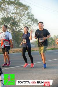 BIB: 6065, 6276, 2019
                            <button type="button" onclick="openModal(6566315)" class="btn btn-primary btn-sm float-right btn-popup" data-toggle="modal" data-target=".modal-high-quality">
                        <i class="fas fa-shopping-cart"></i> Add to Cart
                    </button>
                                            <button type="button" onclick="isThisMe(6566315, true)" class="btn btn-success btn-sm float-right btn-popup btn-isme hidden" data-toggle="tooltip" data-placement="bottom" title="นี่คือรูปของคุณใช่ไหม คลิกที่นี่เพื่อเอาเข้าอัลบั้ม">
                        <i class="fas fa-plus"></i> Add to album
                    </button>
                    <button type="button" onclick="isThisMe(6566315, false)" class="btn btn-warning btn-sm float-right btn-popup btn-isnotme hidden">
                        <i class="fas fa-ban"></i> Remove from album
                    </button>