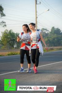 BIB: 7914, 7934, 2019
                            <button type="button" onclick="openModal(6568108)" class="btn btn-primary btn-sm float-right btn-popup" data-toggle="modal" data-target=".modal-high-quality">
                        <i class="fas fa-shopping-cart"></i> Add to Cart
                    </button>
                                            <button type="button" onclick="isThisMe(6568108, true)" class="btn btn-success btn-sm float-right btn-popup btn-isme hidden" data-toggle="tooltip" data-placement="bottom" title="นี่คือรูปของคุณใช่ไหม คลิกที่นี่เพื่อเอาเข้าอัลบั้ม">
                        <i class="fas fa-plus"></i> Add to album
                    </button>
                    <button type="button" onclick="isThisMe(6568108, false)" class="btn btn-warning btn-sm float-right btn-popup btn-isnotme hidden">
                        <i class="fas fa-ban"></i> Remove from album
                    </button>