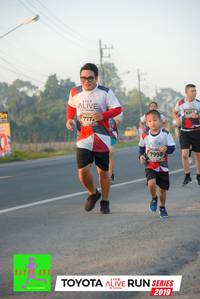 BIB: 635, 7772, 7998, 2019
                            <button type="button" onclick="openModal(6571993)" class="btn btn-primary btn-sm float-right btn-popup" data-toggle="modal" data-target=".modal-high-quality">
                        <i class="fas fa-shopping-cart"></i> Add to Cart
                    </button>
                                            <button type="button" onclick="isThisMe(6571993, true)" class="btn btn-success btn-sm float-right btn-popup btn-isme hidden" data-toggle="tooltip" data-placement="bottom" title="นี่คือรูปของคุณใช่ไหม คลิกที่นี่เพื่อเอาเข้าอัลบั้ม">
                        <i class="fas fa-plus"></i> Add to album
                    </button>
                    <button type="button" onclick="isThisMe(6571993, false)" class="btn btn-warning btn-sm float-right btn-popup btn-isnotme hidden">
                        <i class="fas fa-ban"></i> Remove from album
                    </button>