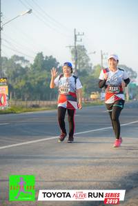 BIB: 6533, 3123, 2019
                            <button type="button" onclick="openModal(6568568)" class="btn btn-primary btn-sm float-right btn-popup" data-toggle="modal" data-target=".modal-high-quality">
                        <i class="fas fa-shopping-cart"></i> Add to Cart
                    </button>
                                            <button type="button" onclick="isThisMe(6568568, true)" class="btn btn-success btn-sm float-right btn-popup btn-isme hidden" data-toggle="tooltip" data-placement="bottom" title="นี่คือรูปของคุณใช่ไหม คลิกที่นี่เพื่อเอาเข้าอัลบั้ม">
                        <i class="fas fa-plus"></i> Add to album
                    </button>
                    <button type="button" onclick="isThisMe(6568568, false)" class="btn btn-warning btn-sm float-right btn-popup btn-isnotme hidden">
                        <i class="fas fa-ban"></i> Remove from album
                    </button>