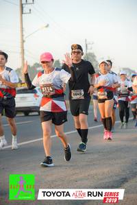 BIB: 3114, 6645, 7840, 2019
                            <button type="button" onclick="openModal(6572040)" class="btn btn-primary btn-sm float-right btn-popup" data-toggle="modal" data-target=".modal-high-quality">
                        <i class="fas fa-shopping-cart"></i> Add to Cart
                    </button>
                                            <button type="button" onclick="isThisMe(6572040, true)" class="btn btn-success btn-sm float-right btn-popup btn-isme hidden" data-toggle="tooltip" data-placement="bottom" title="นี่คือรูปของคุณใช่ไหม คลิกที่นี่เพื่อเอาเข้าอัลบั้ม">
                        <i class="fas fa-plus"></i> Add to album
                    </button>
                    <button type="button" onclick="isThisMe(6572040, false)" class="btn btn-warning btn-sm float-right btn-popup btn-isnotme hidden">
                        <i class="fas fa-ban"></i> Remove from album
                    </button>