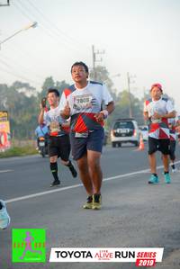 BIB: 7808, 2019
                            <button type="button" onclick="openModal(6565899)" class="btn btn-primary btn-sm float-right btn-popup" data-toggle="modal" data-target=".modal-high-quality">
                        <i class="fas fa-shopping-cart"></i> Add to Cart
                    </button>
                                            <button type="button" onclick="isThisMe(6565899, true)" class="btn btn-success btn-sm float-right btn-popup btn-isme hidden" data-toggle="tooltip" data-placement="bottom" title="นี่คือรูปของคุณใช่ไหม คลิกที่นี่เพื่อเอาเข้าอัลบั้ม">
                        <i class="fas fa-plus"></i> Add to album
                    </button>
                    <button type="button" onclick="isThisMe(6565899, false)" class="btn btn-warning btn-sm float-right btn-popup btn-isnotme hidden">
                        <i class="fas fa-ban"></i> Remove from album
                    </button>