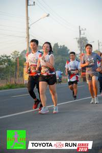 BIB: 2609, 2165, 2019
                            <button type="button" onclick="openModal(6571692)" class="btn btn-primary btn-sm float-right btn-popup" data-toggle="modal" data-target=".modal-high-quality">
                        <i class="fas fa-shopping-cart"></i> Add to Cart
                    </button>
                                            <button type="button" onclick="isThisMe(6571692, true)" class="btn btn-success btn-sm float-right btn-popup btn-isme hidden" data-toggle="tooltip" data-placement="bottom" title="นี่คือรูปของคุณใช่ไหม คลิกที่นี่เพื่อเอาเข้าอัลบั้ม">
                        <i class="fas fa-plus"></i> Add to album
                    </button>
                    <button type="button" onclick="isThisMe(6571692, false)" class="btn btn-warning btn-sm float-right btn-popup btn-isnotme hidden">
                        <i class="fas fa-ban"></i> Remove from album
                    </button>