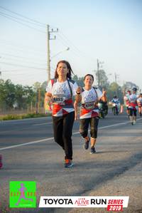 BIB: 6393, 6390, 2019
                            <button type="button" onclick="openModal(6568194)" class="btn btn-primary btn-sm float-right btn-popup" data-toggle="modal" data-target=".modal-high-quality">
                        <i class="fas fa-shopping-cart"></i> Add to Cart
                    </button>
                                            <button type="button" onclick="isThisMe(6568194, true)" class="btn btn-success btn-sm float-right btn-popup btn-isme hidden" data-toggle="tooltip" data-placement="bottom" title="นี่คือรูปของคุณใช่ไหม คลิกที่นี่เพื่อเอาเข้าอัลบั้ม">
                        <i class="fas fa-plus"></i> Add to album
                    </button>
                    <button type="button" onclick="isThisMe(6568194, false)" class="btn btn-warning btn-sm float-right btn-popup btn-isnotme hidden">
                        <i class="fas fa-ban"></i> Remove from album
                    </button>