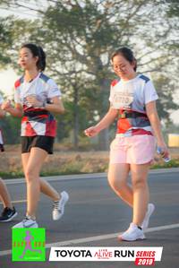 BIB: 6710, 2019
                            <button type="button" onclick="openModal(6573054)" class="btn btn-primary btn-sm float-right btn-popup" data-toggle="modal" data-target=".modal-high-quality">
                        <i class="fas fa-shopping-cart"></i> Add to Cart
                    </button>
                                            <button type="button" onclick="isThisMe(6573054, true)" class="btn btn-success btn-sm float-right btn-popup btn-isme hidden" data-toggle="tooltip" data-placement="bottom" title="นี่คือรูปของคุณใช่ไหม คลิกที่นี่เพื่อเอาเข้าอัลบั้ม">
                        <i class="fas fa-plus"></i> Add to album
                    </button>
                    <button type="button" onclick="isThisMe(6573054, false)" class="btn btn-warning btn-sm float-right btn-popup btn-isnotme hidden">
                        <i class="fas fa-ban"></i> Remove from album
                    </button>