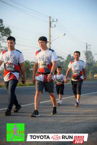 BIB: 6984, 6652, 6811, 7554, 2019
                            <button type="button" onclick="openModal(6573183)" class="btn btn-primary btn-sm float-right btn-popup" data-toggle="modal" data-target=".modal-high-quality">
                        <i class="fas fa-shopping-cart"></i> Add to Cart
                    </button>
                                            <button type="button" onclick="isThisMe(6573183, true)" class="btn btn-success btn-sm float-right btn-popup btn-isme hidden" data-toggle="tooltip" data-placement="bottom" title="นี่คือรูปของคุณใช่ไหม คลิกที่นี่เพื่อเอาเข้าอัลบั้ม">
                        <i class="fas fa-plus"></i> Add to album
                    </button>
                    <button type="button" onclick="isThisMe(6573183, false)" class="btn btn-warning btn-sm float-right btn-popup btn-isnotme hidden">
                        <i class="fas fa-ban"></i> Remove from album
                    </button>