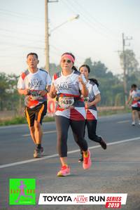 BIB: 667, 7439, 2019
                            <button type="button" onclick="openModal(6572816)" class="btn btn-primary btn-sm float-right btn-popup" data-toggle="modal" data-target=".modal-high-quality">
                        <i class="fas fa-shopping-cart"></i> Add to Cart
                    </button>
                                            <button type="button" onclick="isThisMe(6572816, true)" class="btn btn-success btn-sm float-right btn-popup btn-isme hidden" data-toggle="tooltip" data-placement="bottom" title="นี่คือรูปของคุณใช่ไหม คลิกที่นี่เพื่อเอาเข้าอัลบั้ม">
                        <i class="fas fa-plus"></i> Add to album
                    </button>
                    <button type="button" onclick="isThisMe(6572816, false)" class="btn btn-warning btn-sm float-right btn-popup btn-isnotme hidden">
                        <i class="fas fa-ban"></i> Remove from album
                    </button>