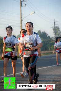 BIB: 6302, 3106, 2019
                            <button type="button" onclick="openModal(6573177)" class="btn btn-primary btn-sm float-right btn-popup" data-toggle="modal" data-target=".modal-high-quality">
                        <i class="fas fa-shopping-cart"></i> Add to Cart
                    </button>
                                            <button type="button" onclick="isThisMe(6573177, true)" class="btn btn-success btn-sm float-right btn-popup btn-isme hidden" data-toggle="tooltip" data-placement="bottom" title="นี่คือรูปของคุณใช่ไหม คลิกที่นี่เพื่อเอาเข้าอัลบั้ม">
                        <i class="fas fa-plus"></i> Add to album
                    </button>
                    <button type="button" onclick="isThisMe(6573177, false)" class="btn btn-warning btn-sm float-right btn-popup btn-isnotme hidden">
                        <i class="fas fa-ban"></i> Remove from album
                    </button>