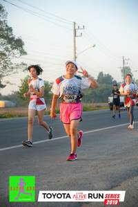 BIB: 7041, 2019
                            <button type="button" onclick="openModal(6571666)" class="btn btn-primary btn-sm float-right btn-popup" data-toggle="modal" data-target=".modal-high-quality">
                        <i class="fas fa-shopping-cart"></i> Add to Cart
                    </button>
                                            <button type="button" onclick="isThisMe(6571666, true)" class="btn btn-success btn-sm float-right btn-popup btn-isme hidden" data-toggle="tooltip" data-placement="bottom" title="นี่คือรูปของคุณใช่ไหม คลิกที่นี่เพื่อเอาเข้าอัลบั้ม">
                        <i class="fas fa-plus"></i> Add to album
                    </button>
                    <button type="button" onclick="isThisMe(6571666, false)" class="btn btn-warning btn-sm float-right btn-popup btn-isnotme hidden">
                        <i class="fas fa-ban"></i> Remove from album
                    </button>