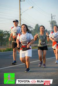 BIB: 132, 7923, 3150, 2019
                            <button type="button" onclick="openModal(6573430)" class="btn btn-primary btn-sm float-right btn-popup" data-toggle="modal" data-target=".modal-high-quality">
                        <i class="fas fa-shopping-cart"></i> Add to Cart
                    </button>
                                            <button type="button" onclick="isThisMe(6573430, true)" class="btn btn-success btn-sm float-right btn-popup btn-isme hidden" data-toggle="tooltip" data-placement="bottom" title="นี่คือรูปของคุณใช่ไหม คลิกที่นี่เพื่อเอาเข้าอัลบั้ม">
                        <i class="fas fa-plus"></i> Add to album
                    </button>
                    <button type="button" onclick="isThisMe(6573430, false)" class="btn btn-warning btn-sm float-right btn-popup btn-isnotme hidden">
                        <i class="fas fa-ban"></i> Remove from album
                    </button>