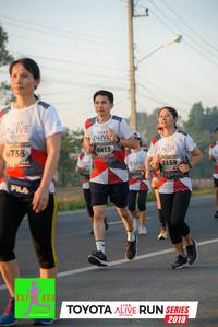 BIB: 6738, 6813, 7159, 6399, 2019
                            <button type="button" onclick="openModal(6566206)" class="btn btn-primary btn-sm float-right btn-popup" data-toggle="modal" data-target=".modal-high-quality">
                        <i class="fas fa-shopping-cart"></i> Add to Cart
                    </button>
                                            <button type="button" onclick="isThisMe(6566206, true)" class="btn btn-success btn-sm float-right btn-popup btn-isme hidden" data-toggle="tooltip" data-placement="bottom" title="นี่คือรูปของคุณใช่ไหม คลิกที่นี่เพื่อเอาเข้าอัลบั้ม">
                        <i class="fas fa-plus"></i> Add to album
                    </button>
                    <button type="button" onclick="isThisMe(6566206, false)" class="btn btn-warning btn-sm float-right btn-popup btn-isnotme hidden">
                        <i class="fas fa-ban"></i> Remove from album
                    </button>