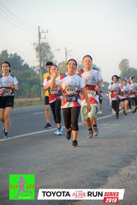 BIB: 6731, 6740, 167, 7755, 2019
                            <button type="button" onclick="openModal(6571498)" class="btn btn-primary btn-sm float-right btn-popup" data-toggle="modal" data-target=".modal-high-quality">
                        <i class="fas fa-shopping-cart"></i> Add to Cart
                    </button>
                                            <button type="button" onclick="isThisMe(6571498, true)" class="btn btn-success btn-sm float-right btn-popup btn-isme hidden" data-toggle="tooltip" data-placement="bottom" title="นี่คือรูปของคุณใช่ไหม คลิกที่นี่เพื่อเอาเข้าอัลบั้ม">
                        <i class="fas fa-plus"></i> Add to album
                    </button>
                    <button type="button" onclick="isThisMe(6571498, false)" class="btn btn-warning btn-sm float-right btn-popup btn-isnotme hidden">
                        <i class="fas fa-ban"></i> Remove from album
                    </button>