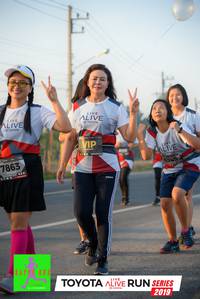 BIB: 7863, 745, 2019
                            <button type="button" onclick="openModal(6573407)" class="btn btn-primary btn-sm float-right btn-popup" data-toggle="modal" data-target=".modal-high-quality">
                        <i class="fas fa-shopping-cart"></i> Add to Cart
                    </button>
                                            <button type="button" onclick="isThisMe(6573407, true)" class="btn btn-success btn-sm float-right btn-popup btn-isme hidden" data-toggle="tooltip" data-placement="bottom" title="นี่คือรูปของคุณใช่ไหม คลิกที่นี่เพื่อเอาเข้าอัลบั้ม">
                        <i class="fas fa-plus"></i> Add to album
                    </button>
                    <button type="button" onclick="isThisMe(6573407, false)" class="btn btn-warning btn-sm float-right btn-popup btn-isnotme hidden">
                        <i class="fas fa-ban"></i> Remove from album
                    </button>