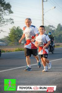 BIB: 5054, 6048, 2019
                            <button type="button" onclick="openModal(6568258)" class="btn btn-primary btn-sm float-right btn-popup" data-toggle="modal" data-target=".modal-high-quality">
                        <i class="fas fa-shopping-cart"></i> Add to Cart
                    </button>
                                            <button type="button" onclick="isThisMe(6568258, true)" class="btn btn-success btn-sm float-right btn-popup btn-isme hidden" data-toggle="tooltip" data-placement="bottom" title="นี่คือรูปของคุณใช่ไหม คลิกที่นี่เพื่อเอาเข้าอัลบั้ม">
                        <i class="fas fa-plus"></i> Add to album
                    </button>
                    <button type="button" onclick="isThisMe(6568258, false)" class="btn btn-warning btn-sm float-right btn-popup btn-isnotme hidden">
                        <i class="fas fa-ban"></i> Remove from album
                    </button>