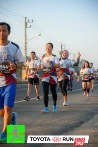 BIB: 844, 3157, 6747, 2019
                            <button type="button" onclick="openModal(6573738)" class="btn btn-primary btn-sm float-right btn-popup" data-toggle="modal" data-target=".modal-high-quality">
                        <i class="fas fa-shopping-cart"></i> Add to Cart
                    </button>
                                            <button type="button" onclick="isThisMe(6573738, true)" class="btn btn-success btn-sm float-right btn-popup btn-isme hidden" data-toggle="tooltip" data-placement="bottom" title="นี่คือรูปของคุณใช่ไหม คลิกที่นี่เพื่อเอาเข้าอัลบั้ม">
                        <i class="fas fa-plus"></i> Add to album
                    </button>
                    <button type="button" onclick="isThisMe(6573738, false)" class="btn btn-warning btn-sm float-right btn-popup btn-isnotme hidden">
                        <i class="fas fa-ban"></i> Remove from album
                    </button>