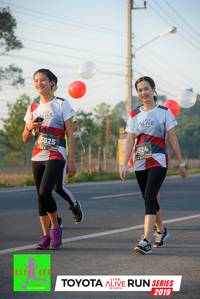 BIB: 825, 824, 2019
                            <button type="button" onclick="openModal(6568142)" class="btn btn-primary btn-sm float-right btn-popup" data-toggle="modal" data-target=".modal-high-quality">
                        <i class="fas fa-shopping-cart"></i> Add to Cart
                    </button>
                                            <button type="button" onclick="isThisMe(6568142, true)" class="btn btn-success btn-sm float-right btn-popup btn-isme hidden" data-toggle="tooltip" data-placement="bottom" title="นี่คือรูปของคุณใช่ไหม คลิกที่นี่เพื่อเอาเข้าอัลบั้ม">
                        <i class="fas fa-plus"></i> Add to album
                    </button>
                    <button type="button" onclick="isThisMe(6568142, false)" class="btn btn-warning btn-sm float-right btn-popup btn-isnotme hidden">
                        <i class="fas fa-ban"></i> Remove from album
                    </button>