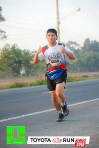 BIB: 6838, 2019
                            <button type="button" onclick="openModal(6571911)" class="btn btn-primary btn-sm float-right btn-popup" data-toggle="modal" data-target=".modal-high-quality">
                        <i class="fas fa-shopping-cart"></i> Add to Cart
                    </button>
                                            <button type="button" onclick="isThisMe(6571911, true)" class="btn btn-success btn-sm float-right btn-popup btn-isme hidden" data-toggle="tooltip" data-placement="bottom" title="นี่คือรูปของคุณใช่ไหม คลิกที่นี่เพื่อเอาเข้าอัลบั้ม">
                        <i class="fas fa-plus"></i> Add to album
                    </button>
                    <button type="button" onclick="isThisMe(6571911, false)" class="btn btn-warning btn-sm float-right btn-popup btn-isnotme hidden">
                        <i class="fas fa-ban"></i> Remove from album
                    </button>