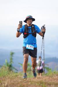 BIB: 919
                            <button type="button" onclick="openModal(6515954)" class="btn btn-primary btn-sm float-right btn-popup" data-toggle="modal" data-target=".modal-high-quality">
                        <i class="fas fa-shopping-cart"></i> Add to Cart
                    </button>
                                            <button type="button" onclick="isThisMe(6515954, true)" class="btn btn-success btn-sm float-right btn-popup btn-isme hidden" data-toggle="tooltip" data-placement="bottom" title="นี่คือรูปของคุณใช่ไหม คลิกที่นี่เพื่อเอาเข้าอัลบั้ม">
                        <i class="fas fa-plus"></i> Add to album
                    </button>
                    <button type="button" onclick="isThisMe(6515954, false)" class="btn btn-warning btn-sm float-right btn-popup btn-isnotme hidden">
                        <i class="fas fa-ban"></i> Remove from album
                    </button>