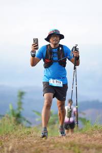 BIB: 919
                            <button type="button" onclick="openModal(6515955)" class="btn btn-primary btn-sm float-right btn-popup" data-toggle="modal" data-target=".modal-high-quality">
                        <i class="fas fa-shopping-cart"></i> Add to Cart
                    </button>
                                            <button type="button" onclick="isThisMe(6515955, true)" class="btn btn-success btn-sm float-right btn-popup btn-isme hidden" data-toggle="tooltip" data-placement="bottom" title="นี่คือรูปของคุณใช่ไหม คลิกที่นี่เพื่อเอาเข้าอัลบั้ม">
                        <i class="fas fa-plus"></i> Add to album
                    </button>
                    <button type="button" onclick="isThisMe(6515955, false)" class="btn btn-warning btn-sm float-right btn-popup btn-isnotme hidden">
                        <i class="fas fa-ban"></i> Remove from album
                    </button>