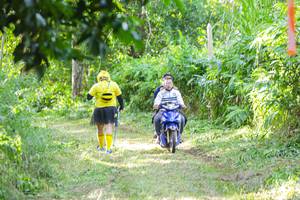 BIB: 
                            <button type="button" onclick="openModal(13287737)" class="btn btn-primary btn-sm float-right btn-popup" data-toggle="modal" data-target=".modal-high-quality">
                        <i class="fas fa-shopping-cart"></i> Add to Cart
                    </button>
                                            <button type="button" onclick="isThisMe(13287737, true)" class="btn btn-success btn-sm float-right btn-popup btn-isme hidden" data-toggle="tooltip" data-placement="bottom" title="นี่คือรูปของคุณใช่ไหม คลิกที่นี่เพื่อเอาเข้าอัลบั้ม">
                        <i class="fas fa-plus"></i> Add to album
                    </button>
                    <button type="button" onclick="isThisMe(13287737, false)" class="btn btn-warning btn-sm float-right btn-popup btn-isnotme hidden">
                        <i class="fas fa-ban"></i> Remove from album
                    </button>