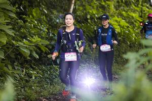 BIB: 2221, 2038
                            <button type="button" onclick="openModal(13316088)" class="btn btn-primary btn-sm float-right btn-popup" data-toggle="modal" data-target=".modal-high-quality">
                        <i class="fas fa-shopping-cart"></i> Add to Cart
                    </button>
                                            <button type="button" onclick="isThisMe(13316088, true)" class="btn btn-success btn-sm float-right btn-popup btn-isme hidden" data-toggle="tooltip" data-placement="bottom" title="นี่คือรูปของคุณใช่ไหม คลิกที่นี่เพื่อเอาเข้าอัลบั้ม">
                        <i class="fas fa-plus"></i> Add to album
                    </button>
                    <button type="button" onclick="isThisMe(13316088, false)" class="btn btn-warning btn-sm float-right btn-popup btn-isnotme hidden">
                        <i class="fas fa-ban"></i> Remove from album
                    </button>