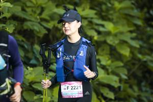 BIB: 2221
                            <button type="button" onclick="openModal(13316094)" class="btn btn-primary btn-sm float-right btn-popup" data-toggle="modal" data-target=".modal-high-quality">
                        <i class="fas fa-shopping-cart"></i> Add to Cart
                    </button>
                                            <button type="button" onclick="isThisMe(13316094, true)" class="btn btn-success btn-sm float-right btn-popup btn-isme hidden" data-toggle="tooltip" data-placement="bottom" title="นี่คือรูปของคุณใช่ไหม คลิกที่นี่เพื่อเอาเข้าอัลบั้ม">
                        <i class="fas fa-plus"></i> Add to album
                    </button>
                    <button type="button" onclick="isThisMe(13316094, false)" class="btn btn-warning btn-sm float-right btn-popup btn-isnotme hidden">
                        <i class="fas fa-ban"></i> Remove from album
                    </button>