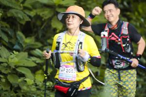 BIB: 2053
                            <button type="button" onclick="openModal(13316220)" class="btn btn-primary btn-sm float-right btn-popup" data-toggle="modal" data-target=".modal-high-quality">
                        <i class="fas fa-shopping-cart"></i> Add to Cart
                    </button>
                                            <button type="button" onclick="isThisMe(13316220, true)" class="btn btn-success btn-sm float-right btn-popup btn-isme hidden" data-toggle="tooltip" data-placement="bottom" title="นี่คือรูปของคุณใช่ไหม คลิกที่นี่เพื่อเอาเข้าอัลบั้ม">
                        <i class="fas fa-plus"></i> Add to album
                    </button>
                    <button type="button" onclick="isThisMe(13316220, false)" class="btn btn-warning btn-sm float-right btn-popup btn-isnotme hidden">
                        <i class="fas fa-ban"></i> Remove from album
                    </button>