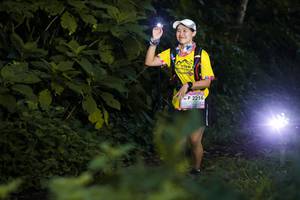 BIB: 2216
                            <button type="button" onclick="openModal(13315723)" class="btn btn-primary btn-sm float-right btn-popup" data-toggle="modal" data-target=".modal-high-quality">
                        <i class="fas fa-shopping-cart"></i> Add to Cart
                    </button>
                                            <button type="button" onclick="isThisMe(13315723, true)" class="btn btn-success btn-sm float-right btn-popup btn-isme hidden" data-toggle="tooltip" data-placement="bottom" title="นี่คือรูปของคุณใช่ไหม คลิกที่นี่เพื่อเอาเข้าอัลบั้ม">
                        <i class="fas fa-plus"></i> Add to album
                    </button>
                    <button type="button" onclick="isThisMe(13315723, false)" class="btn btn-warning btn-sm float-right btn-popup btn-isnotme hidden">
                        <i class="fas fa-ban"></i> Remove from album
                    </button>