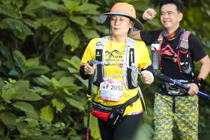 BIB: 2053
                            <button type="button" onclick="openModal(13316219)" class="btn btn-primary btn-sm float-right btn-popup" data-toggle="modal" data-target=".modal-high-quality">
                        <i class="fas fa-shopping-cart"></i> Add to Cart
                    </button>
                                            <button type="button" onclick="isThisMe(13316219, true)" class="btn btn-success btn-sm float-right btn-popup btn-isme hidden" data-toggle="tooltip" data-placement="bottom" title="นี่คือรูปของคุณใช่ไหม คลิกที่นี่เพื่อเอาเข้าอัลบั้ม">
                        <i class="fas fa-plus"></i> Add to album
                    </button>
                    <button type="button" onclick="isThisMe(13316219, false)" class="btn btn-warning btn-sm float-right btn-popup btn-isnotme hidden">
                        <i class="fas fa-ban"></i> Remove from album
                    </button>