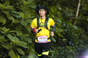 BIB: 2213
                            <button type="button" onclick="openModal(13316134)" class="btn btn-primary btn-sm float-right btn-popup" data-toggle="modal" data-target=".modal-high-quality">
                        <i class="fas fa-shopping-cart"></i> Add to Cart
                    </button>
                                            <button type="button" onclick="isThisMe(13316134, true)" class="btn btn-success btn-sm float-right btn-popup btn-isme hidden" data-toggle="tooltip" data-placement="bottom" title="นี่คือรูปของคุณใช่ไหม คลิกที่นี่เพื่อเอาเข้าอัลบั้ม">
                        <i class="fas fa-plus"></i> Add to album
                    </button>
                    <button type="button" onclick="isThisMe(13316134, false)" class="btn btn-warning btn-sm float-right btn-popup btn-isnotme hidden">
                        <i class="fas fa-ban"></i> Remove from album
                    </button>