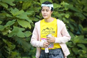 BIB: 100
                            <button type="button" onclick="openModal(13316070)" class="btn btn-primary btn-sm float-right btn-popup" data-toggle="modal" data-target=".modal-high-quality">
                        <i class="fas fa-shopping-cart"></i> Add to Cart
                    </button>
                                            <button type="button" onclick="isThisMe(13316070, true)" class="btn btn-success btn-sm float-right btn-popup btn-isme hidden" data-toggle="tooltip" data-placement="bottom" title="นี่คือรูปของคุณใช่ไหม คลิกที่นี่เพื่อเอาเข้าอัลบั้ม">
                        <i class="fas fa-plus"></i> Add to album
                    </button>
                    <button type="button" onclick="isThisMe(13316070, false)" class="btn btn-warning btn-sm float-right btn-popup btn-isnotme hidden">
                        <i class="fas fa-ban"></i> Remove from album
                    </button>