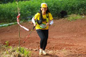 BIB: 8016
                            <button type="button" onclick="openModal(13322246)" class="btn btn-primary btn-sm float-right btn-popup" data-toggle="modal" data-target=".modal-high-quality">
                        <i class="fas fa-shopping-cart"></i> Add to Cart
                    </button>
                                            <button type="button" onclick="isThisMe(13322246, true)" class="btn btn-success btn-sm float-right btn-popup btn-isme hidden" data-toggle="tooltip" data-placement="bottom" title="นี่คือรูปของคุณใช่ไหม คลิกที่นี่เพื่อเอาเข้าอัลบั้ม">
                        <i class="fas fa-plus"></i> Add to album
                    </button>
                    <button type="button" onclick="isThisMe(13322246, false)" class="btn btn-warning btn-sm float-right btn-popup btn-isnotme hidden">
                        <i class="fas fa-ban"></i> Remove from album
                    </button>