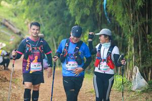 BIB: 2081, 2079, 208
                            <button type="button" onclick="openModal(13317487)" class="btn btn-primary btn-sm float-right btn-popup" data-toggle="modal" data-target=".modal-high-quality">
                        <i class="fas fa-shopping-cart"></i> Add to Cart
                    </button>
                                            <button type="button" onclick="isThisMe(13317487, true)" class="btn btn-success btn-sm float-right btn-popup btn-isme hidden" data-toggle="tooltip" data-placement="bottom" title="นี่คือรูปของคุณใช่ไหม คลิกที่นี่เพื่อเอาเข้าอัลบั้ม">
                        <i class="fas fa-plus"></i> Add to album
                    </button>
                    <button type="button" onclick="isThisMe(13317487, false)" class="btn btn-warning btn-sm float-right btn-popup btn-isnotme hidden">
                        <i class="fas fa-ban"></i> Remove from album
                    </button>