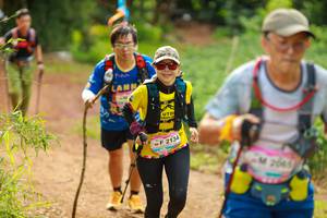 BIB: 2134
                            <button type="button" onclick="openModal(13313083)" class="btn btn-primary btn-sm float-right btn-popup" data-toggle="modal" data-target=".modal-high-quality">
                        <i class="fas fa-shopping-cart"></i> Add to Cart
                    </button>
                                            <button type="button" onclick="isThisMe(13313083, true)" class="btn btn-success btn-sm float-right btn-popup btn-isme hidden" data-toggle="tooltip" data-placement="bottom" title="นี่คือรูปของคุณใช่ไหม คลิกที่นี่เพื่อเอาเข้าอัลบั้ม">
                        <i class="fas fa-plus"></i> Add to album
                    </button>
                    <button type="button" onclick="isThisMe(13313083, false)" class="btn btn-warning btn-sm float-right btn-popup btn-isnotme hidden">
                        <i class="fas fa-ban"></i> Remove from album
                    </button>