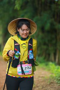 BIB: 2152
                            <button type="button" onclick="openModal(13317986)" class="btn btn-primary btn-sm float-right btn-popup" data-toggle="modal" data-target=".modal-high-quality">
                        <i class="fas fa-shopping-cart"></i> Add to Cart
                    </button>
                                            <button type="button" onclick="isThisMe(13317986, true)" class="btn btn-success btn-sm float-right btn-popup btn-isme hidden" data-toggle="tooltip" data-placement="bottom" title="นี่คือรูปของคุณใช่ไหม คลิกที่นี่เพื่อเอาเข้าอัลบั้ม">
                        <i class="fas fa-plus"></i> Add to album
                    </button>
                    <button type="button" onclick="isThisMe(13317986, false)" class="btn btn-warning btn-sm float-right btn-popup btn-isnotme hidden">
                        <i class="fas fa-ban"></i> Remove from album
                    </button>