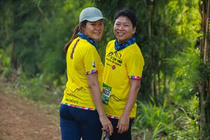 BIB: 100, 3022
                            <button type="button" onclick="openModal(13322330)" class="btn btn-primary btn-sm float-right btn-popup" data-toggle="modal" data-target=".modal-high-quality">
                        <i class="fas fa-shopping-cart"></i> Add to Cart
                    </button>
                                            <button type="button" onclick="isThisMe(13322330, true)" class="btn btn-success btn-sm float-right btn-popup btn-isme hidden" data-toggle="tooltip" data-placement="bottom" title="นี่คือรูปของคุณใช่ไหม คลิกที่นี่เพื่อเอาเข้าอัลบั้ม">
                        <i class="fas fa-plus"></i> Add to album
                    </button>
                    <button type="button" onclick="isThisMe(13322330, false)" class="btn btn-warning btn-sm float-right btn-popup btn-isnotme hidden">
                        <i class="fas fa-ban"></i> Remove from album
                    </button>