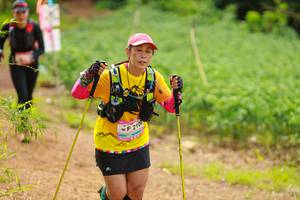 BIB: 2100
                            <button type="button" onclick="openModal(13313071)" class="btn btn-primary btn-sm float-right btn-popup" data-toggle="modal" data-target=".modal-high-quality">
                        <i class="fas fa-shopping-cart"></i> Add to Cart
                    </button>
                                            <button type="button" onclick="isThisMe(13313071, true)" class="btn btn-success btn-sm float-right btn-popup btn-isme hidden" data-toggle="tooltip" data-placement="bottom" title="นี่คือรูปของคุณใช่ไหม คลิกที่นี่เพื่อเอาเข้าอัลบั้ม">
                        <i class="fas fa-plus"></i> Add to album
                    </button>
                    <button type="button" onclick="isThisMe(13313071, false)" class="btn btn-warning btn-sm float-right btn-popup btn-isnotme hidden">
                        <i class="fas fa-ban"></i> Remove from album
                    </button>