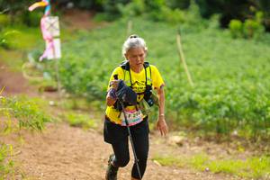 BIB: 214
                            <button type="button" onclick="openModal(13313047)" class="btn btn-primary btn-sm float-right btn-popup" data-toggle="modal" data-target=".modal-high-quality">
                        <i class="fas fa-shopping-cart"></i> Add to Cart
                    </button>
                                            <button type="button" onclick="isThisMe(13313047, true)" class="btn btn-success btn-sm float-right btn-popup btn-isme hidden" data-toggle="tooltip" data-placement="bottom" title="นี่คือรูปของคุณใช่ไหม คลิกที่นี่เพื่อเอาเข้าอัลบั้ม">
                        <i class="fas fa-plus"></i> Add to album
                    </button>
                    <button type="button" onclick="isThisMe(13313047, false)" class="btn btn-warning btn-sm float-right btn-popup btn-isnotme hidden">
                        <i class="fas fa-ban"></i> Remove from album
                    </button>