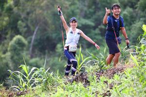 BIB: 4195
                            <button type="button" onclick="openModal(13209293)" class="btn btn-primary btn-sm float-right btn-popup" data-toggle="modal" data-target=".modal-high-quality">
                        <i class="fas fa-shopping-cart"></i> Add to Cart
                    </button>
                                            <button type="button" onclick="isThisMe(13209293, true)" class="btn btn-success btn-sm float-right btn-popup btn-isme hidden" data-toggle="tooltip" data-placement="bottom" title="นี่คือรูปของคุณใช่ไหม คลิกที่นี่เพื่อเอาเข้าอัลบั้ม">
                        <i class="fas fa-plus"></i> Add to album
                    </button>
                    <button type="button" onclick="isThisMe(13209293, false)" class="btn btn-warning btn-sm float-right btn-popup btn-isnotme hidden">
                        <i class="fas fa-ban"></i> Remove from album
                    </button>