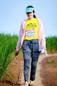 BIB: 100, 2124
                            <button type="button" onclick="openModal(13296830)" class="btn btn-primary btn-sm float-right btn-popup" data-toggle="modal" data-target=".modal-high-quality">
                        <i class="fas fa-shopping-cart"></i> Add to Cart
                    </button>
                                            <button type="button" onclick="isThisMe(13296830, true)" class="btn btn-success btn-sm float-right btn-popup btn-isme hidden" data-toggle="tooltip" data-placement="bottom" title="นี่คือรูปของคุณใช่ไหม คลิกที่นี่เพื่อเอาเข้าอัลบั้ม">
                        <i class="fas fa-plus"></i> Add to album
                    </button>
                    <button type="button" onclick="isThisMe(13296830, false)" class="btn btn-warning btn-sm float-right btn-popup btn-isnotme hidden">
                        <i class="fas fa-ban"></i> Remove from album
                    </button>