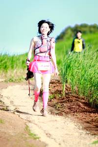 BIB: 4192
                            <button type="button" onclick="openModal(13309755)" class="btn btn-primary btn-sm float-right btn-popup" data-toggle="modal" data-target=".modal-high-quality">
                        <i class="fas fa-shopping-cart"></i> Add to Cart
                    </button>
                                            <button type="button" onclick="isThisMe(13309755, true)" class="btn btn-success btn-sm float-right btn-popup btn-isme hidden" data-toggle="tooltip" data-placement="bottom" title="นี่คือรูปของคุณใช่ไหม คลิกที่นี่เพื่อเอาเข้าอัลบั้ม">
                        <i class="fas fa-plus"></i> Add to album
                    </button>
                    <button type="button" onclick="isThisMe(13309755, false)" class="btn btn-warning btn-sm float-right btn-popup btn-isnotme hidden">
                        <i class="fas fa-ban"></i> Remove from album
                    </button>