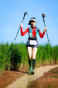 BIB: 220
                            <button type="button" onclick="openModal(13296135)" class="btn btn-primary btn-sm float-right btn-popup" data-toggle="modal" data-target=".modal-high-quality">
                        <i class="fas fa-shopping-cart"></i> Add to Cart
                    </button>
                                            <button type="button" onclick="isThisMe(13296135, true)" class="btn btn-success btn-sm float-right btn-popup btn-isme hidden" data-toggle="tooltip" data-placement="bottom" title="นี่คือรูปของคุณใช่ไหม คลิกที่นี่เพื่อเอาเข้าอัลบั้ม">
                        <i class="fas fa-plus"></i> Add to album
                    </button>
                    <button type="button" onclick="isThisMe(13296135, false)" class="btn btn-warning btn-sm float-right btn-popup btn-isnotme hidden">
                        <i class="fas fa-ban"></i> Remove from album
                    </button>