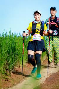 BIB: 210
                            <button type="button" onclick="openModal(13296065)" class="btn btn-primary btn-sm float-right btn-popup" data-toggle="modal" data-target=".modal-high-quality">
                        <i class="fas fa-shopping-cart"></i> Add to Cart
                    </button>
                                            <button type="button" onclick="isThisMe(13296065, true)" class="btn btn-success btn-sm float-right btn-popup btn-isme hidden" data-toggle="tooltip" data-placement="bottom" title="นี่คือรูปของคุณใช่ไหม คลิกที่นี่เพื่อเอาเข้าอัลบั้ม">
                        <i class="fas fa-plus"></i> Add to album
                    </button>
                    <button type="button" onclick="isThisMe(13296065, false)" class="btn btn-warning btn-sm float-right btn-popup btn-isnotme hidden">
                        <i class="fas fa-ban"></i> Remove from album
                    </button>